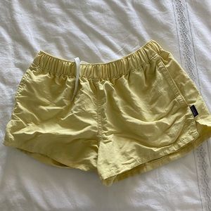 PATAGONIA barely baggies XS